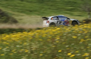 Knappe Führung für Volkswagen Pilot Sébastien Ogier in Portugal