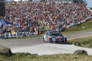 Rallye Deutschland 2015, Panzerplatte, Sébastien Ogier/Julien Ingrassia (F/F), Volkswagen Polo R WRC | Foto: Kräling 